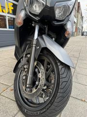 Voertuigafbeelding 4