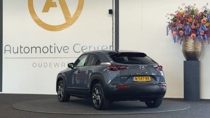 Voertuigafbeelding 12