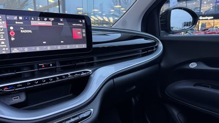 Voertuigafbeelding 11