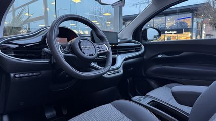 Voertuigafbeelding 6