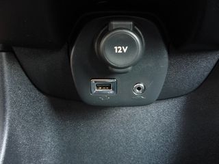 Voertuigafbeelding 12