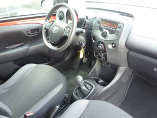 Voertuigafbeelding 8