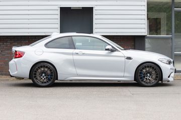 Voertuigafbeelding 4