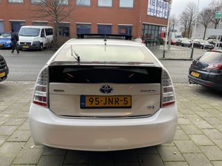 Voertuigafbeelding 8