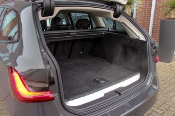 Voertuigafbeelding 30