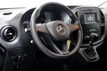 Voertuigafbeelding 11