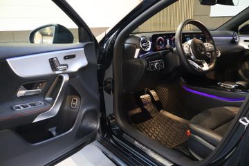 Voertuigafbeelding 13