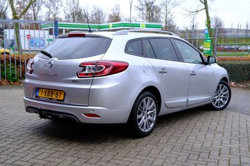 Voertuigafbeelding 2