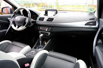 Voertuigafbeelding 4