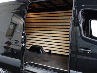 Voertuigafbeelding 6