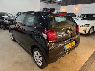 Voertuigafbeelding 6