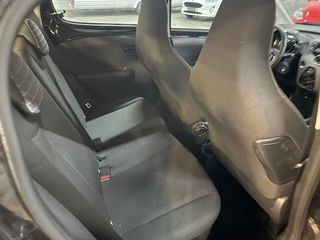 Voertuigafbeelding 9