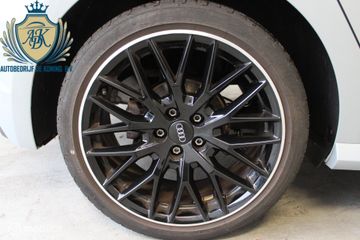 Voertuigafbeelding 17