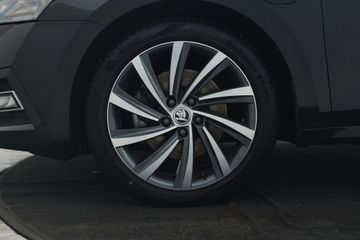 Voertuigafbeelding 6