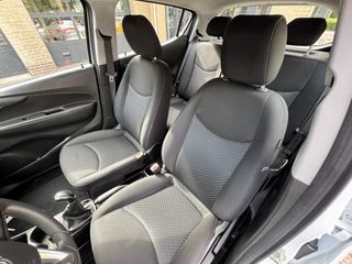 Voertuigafbeelding 3