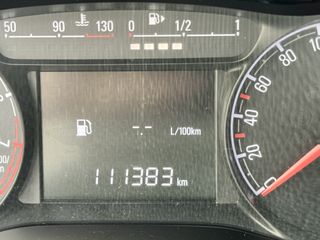 Voertuigafbeelding 8