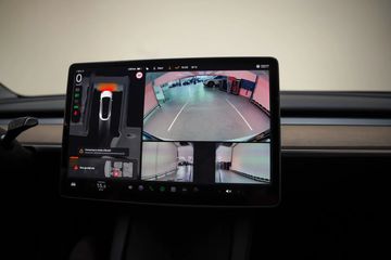 Voertuigafbeelding 6