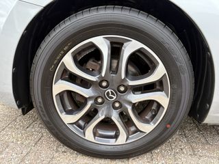 Voertuigafbeelding 19