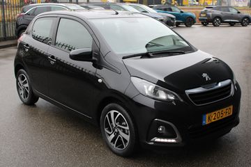 Voertuigafbeelding 6