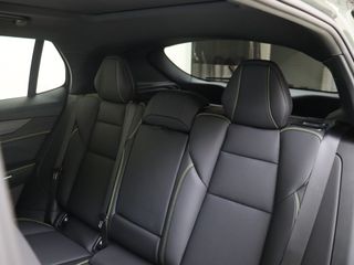 Voertuigafbeelding 6