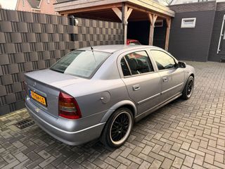 Voertuigafbeelding 4