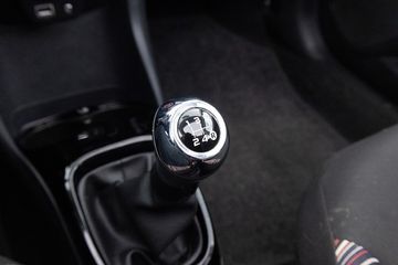 Voertuigafbeelding 13