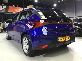 Voertuigafbeelding 3