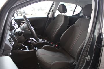 Voertuigafbeelding 4