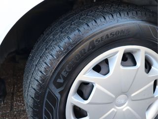 Voertuigafbeelding 18