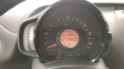 Voertuigafbeelding 4