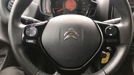 Voertuigafbeelding 5