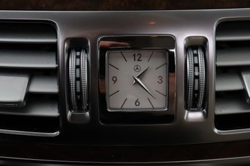 Voertuigafbeelding 28