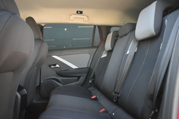 Voertuigafbeelding 9