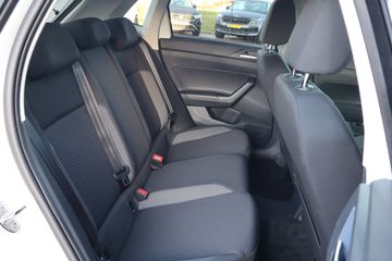 Voertuigafbeelding 26