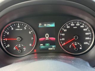 Voertuigafbeelding 9