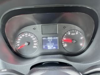 Voertuigafbeelding 11