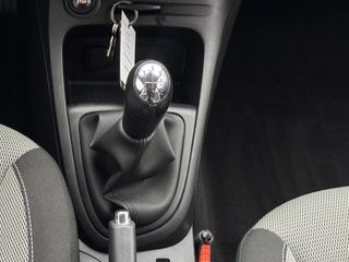 Voertuigafbeelding 18