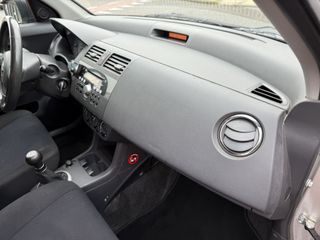 Voertuigafbeelding 15