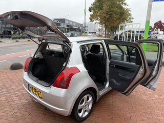 Voertuigafbeelding 19