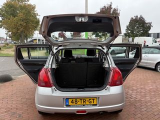 Voertuigafbeelding 42