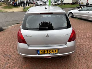 Voertuigafbeelding 7