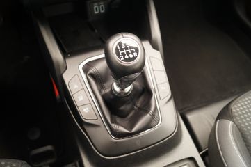 Voertuigafbeelding 15