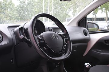 Voertuigafbeelding 11