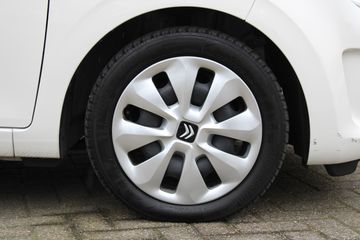 Voertuigafbeelding 24