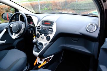 Voertuigafbeelding 4