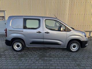 Voertuigafbeelding 2