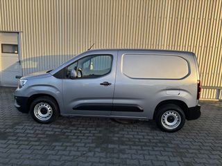 Voertuigafbeelding 3