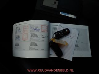 Voertuigafbeelding 19