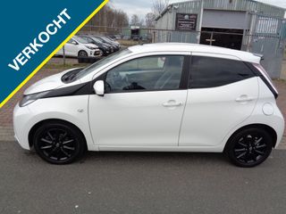 Voertuigafbeelding 6