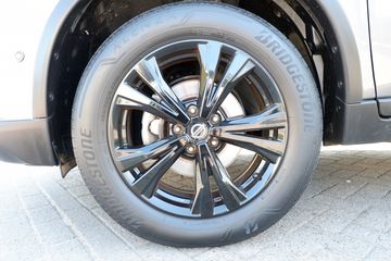 Voertuigafbeelding 5